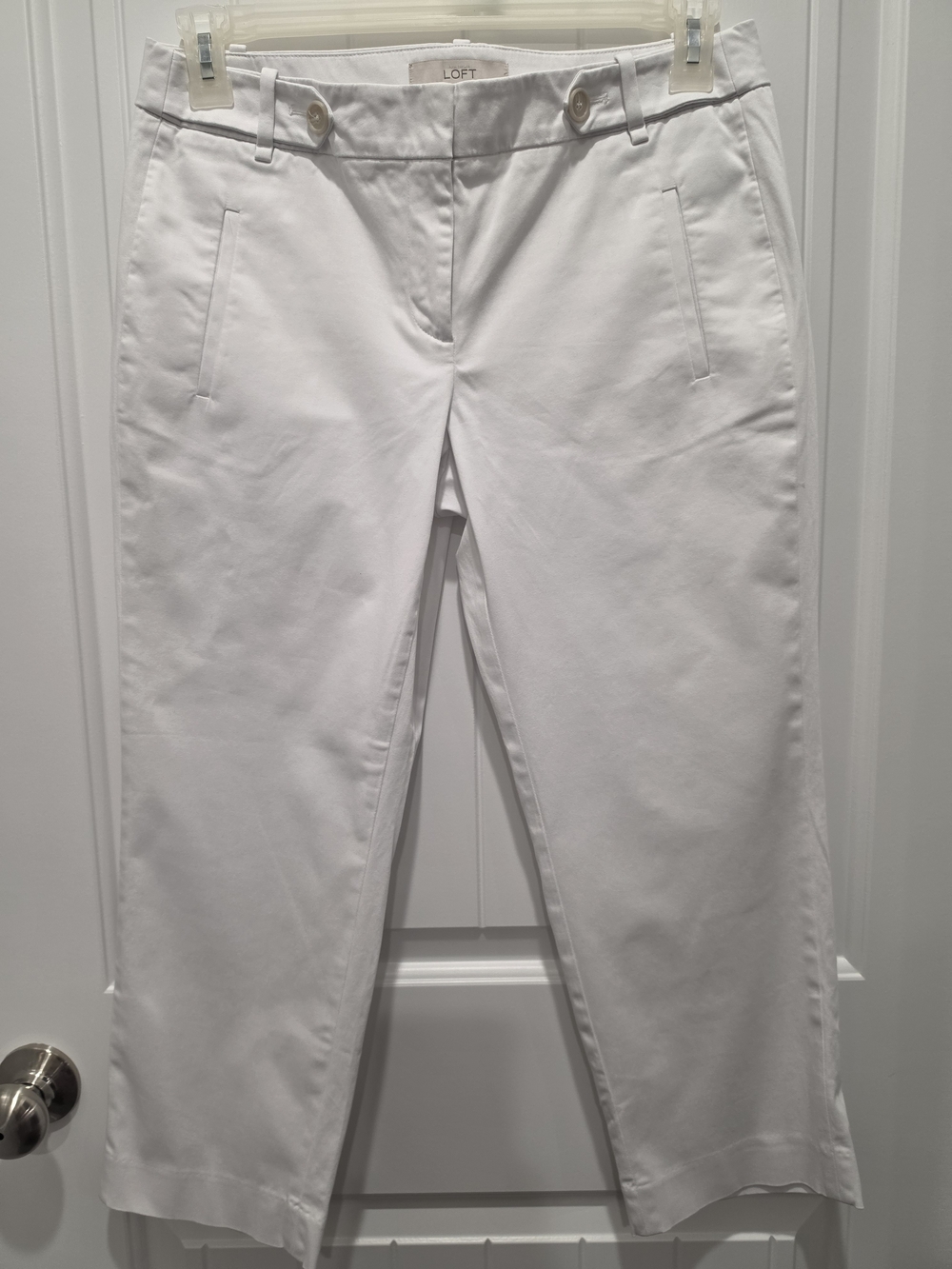 LOFT White Ankle Cropped Chino Pants #0881
